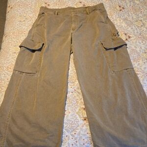GAP Women's Baggy Cargo Pants- 16